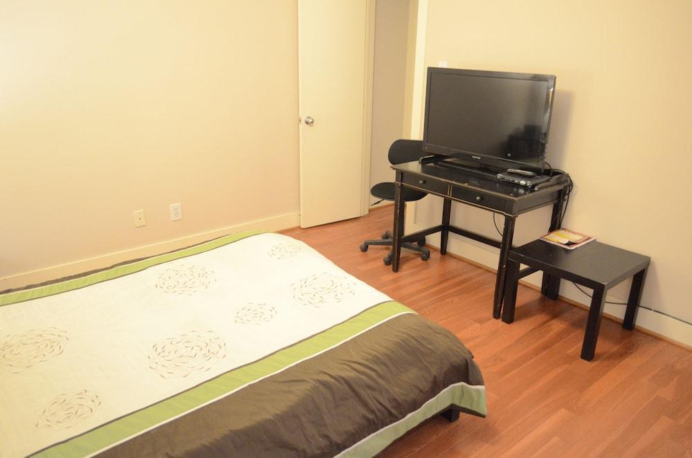 Modern B & B Houston Bagian luar foto