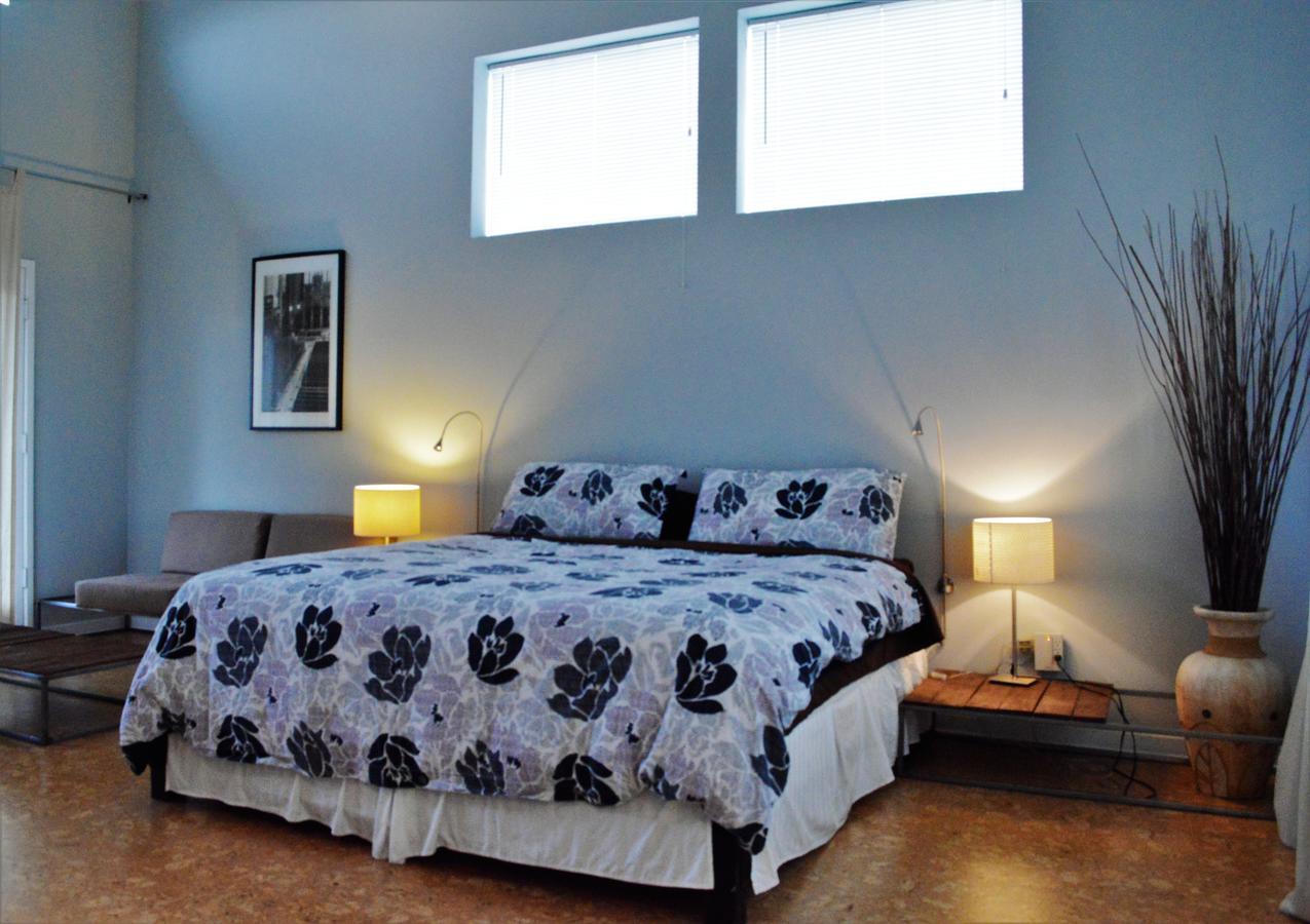 Modern B & B Houston Bagian luar foto