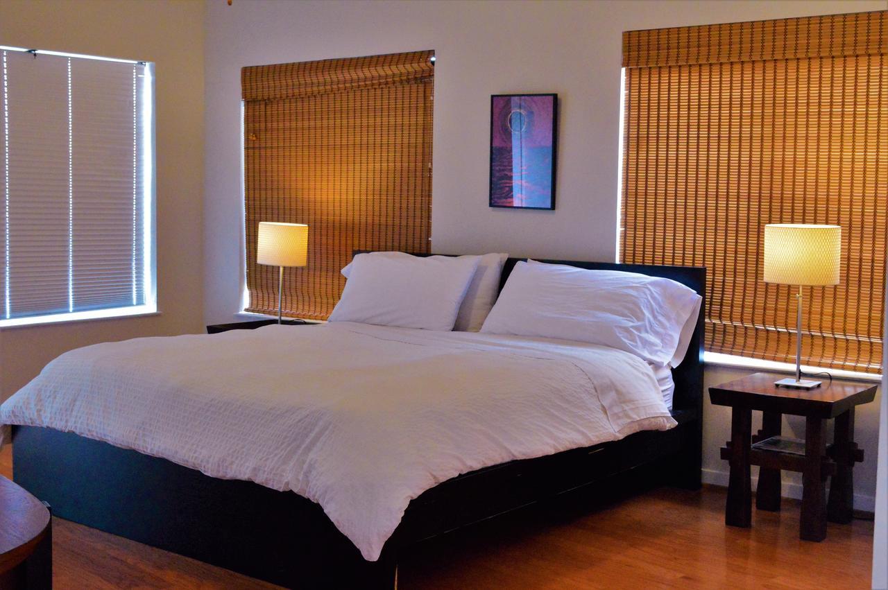Modern B & B Houston Bagian luar foto